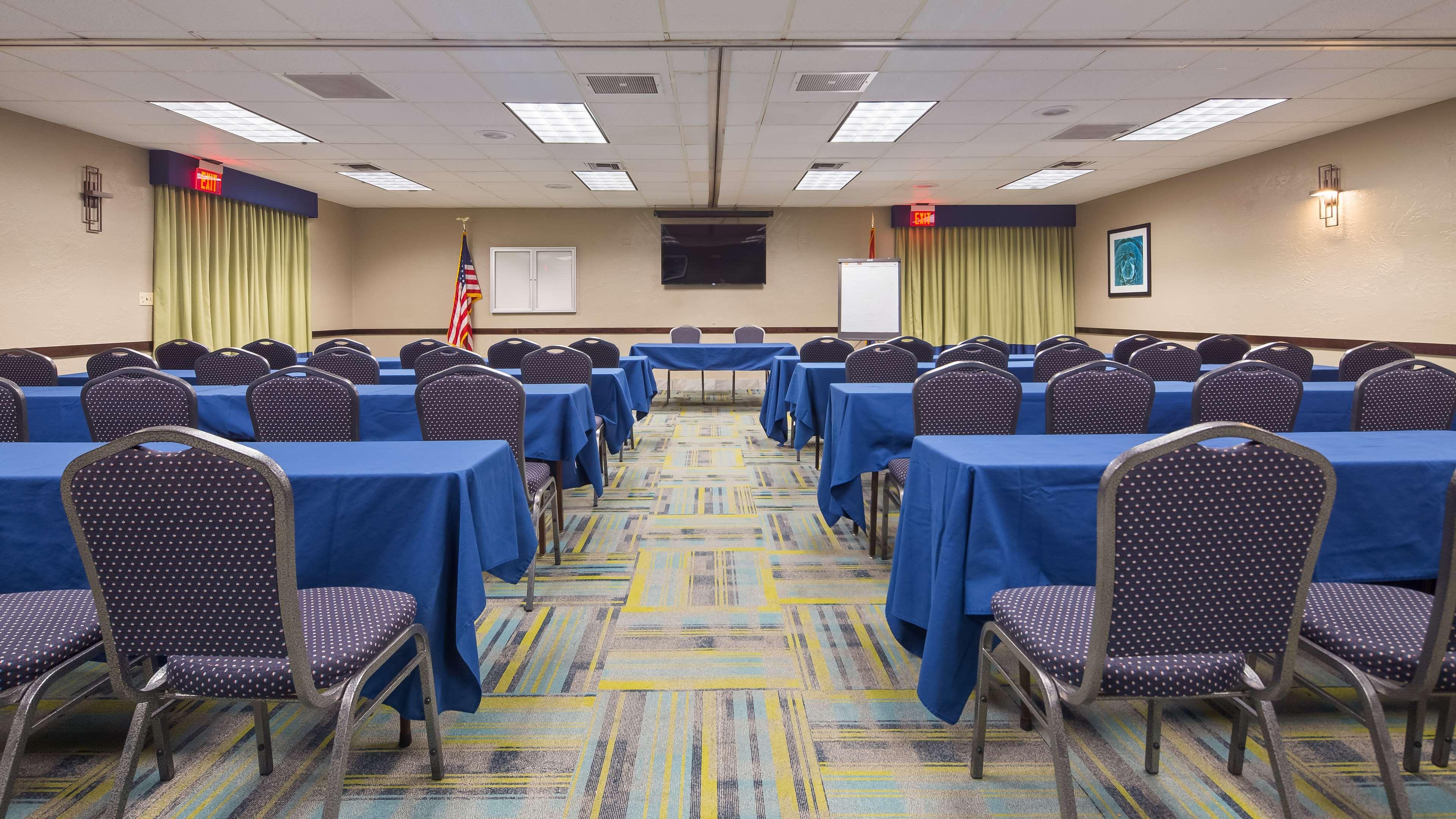 Best Western Innsuites Tucson Foothills Hotel & Suites מראה חיצוני תמונה
