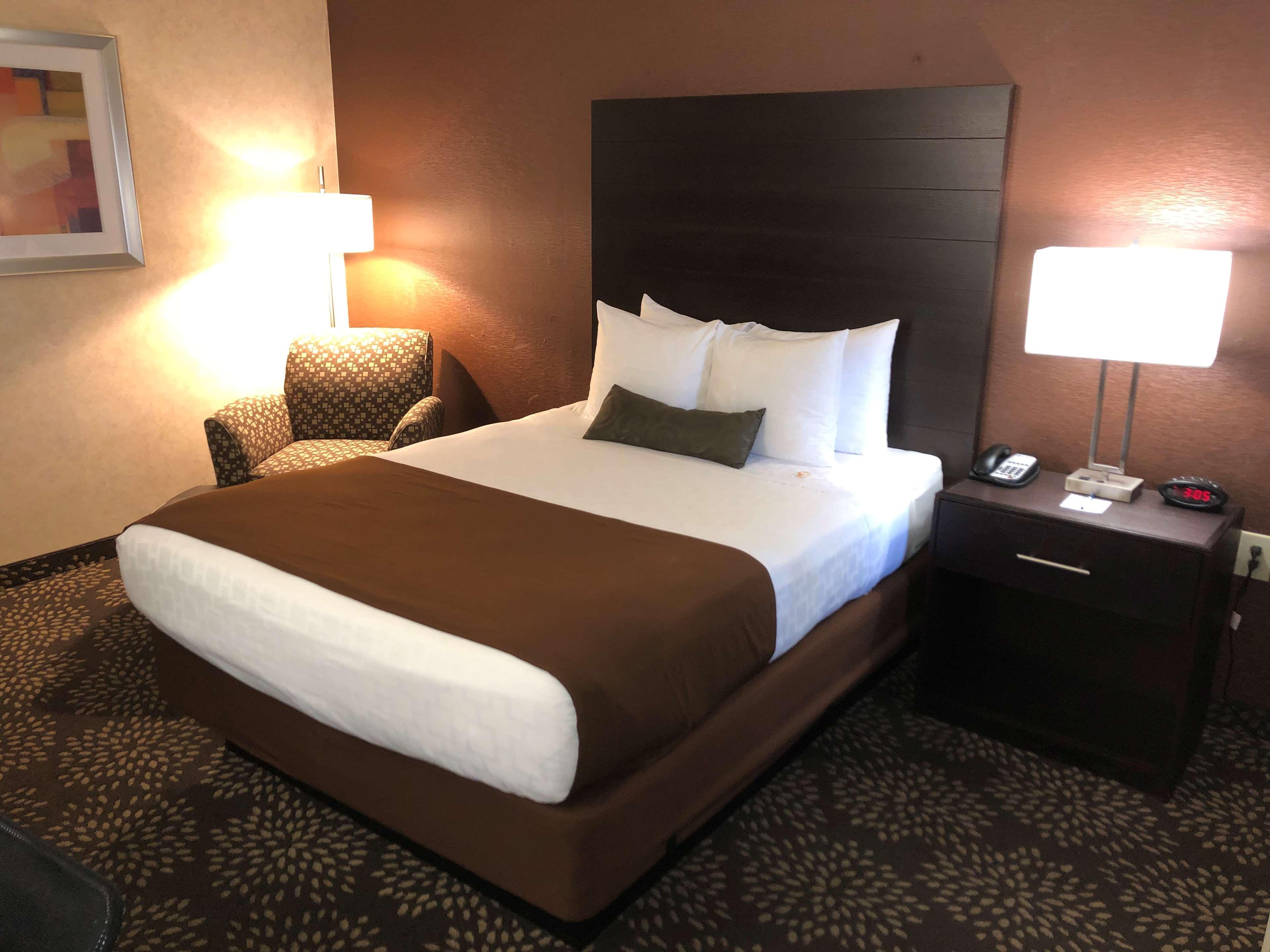 Best Western Innsuites Tucson Foothills Hotel & Suites מראה חיצוני תמונה